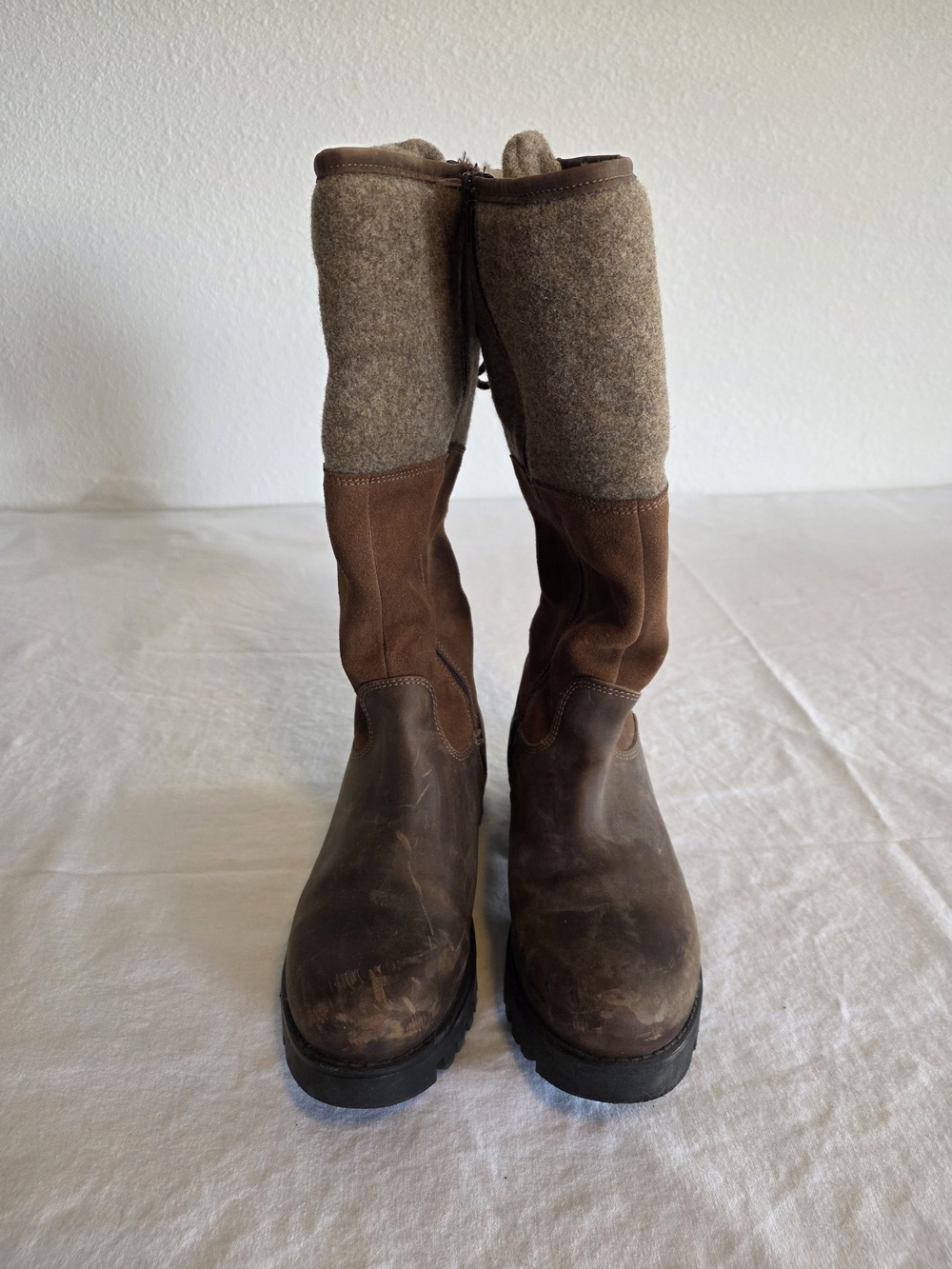 Bos & Co Tall Brown Leather & Wool Pull-On Boots. Size 40. Natural Scuffed Upper
